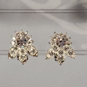 Vtg crystal rhinestones clip-on earrings